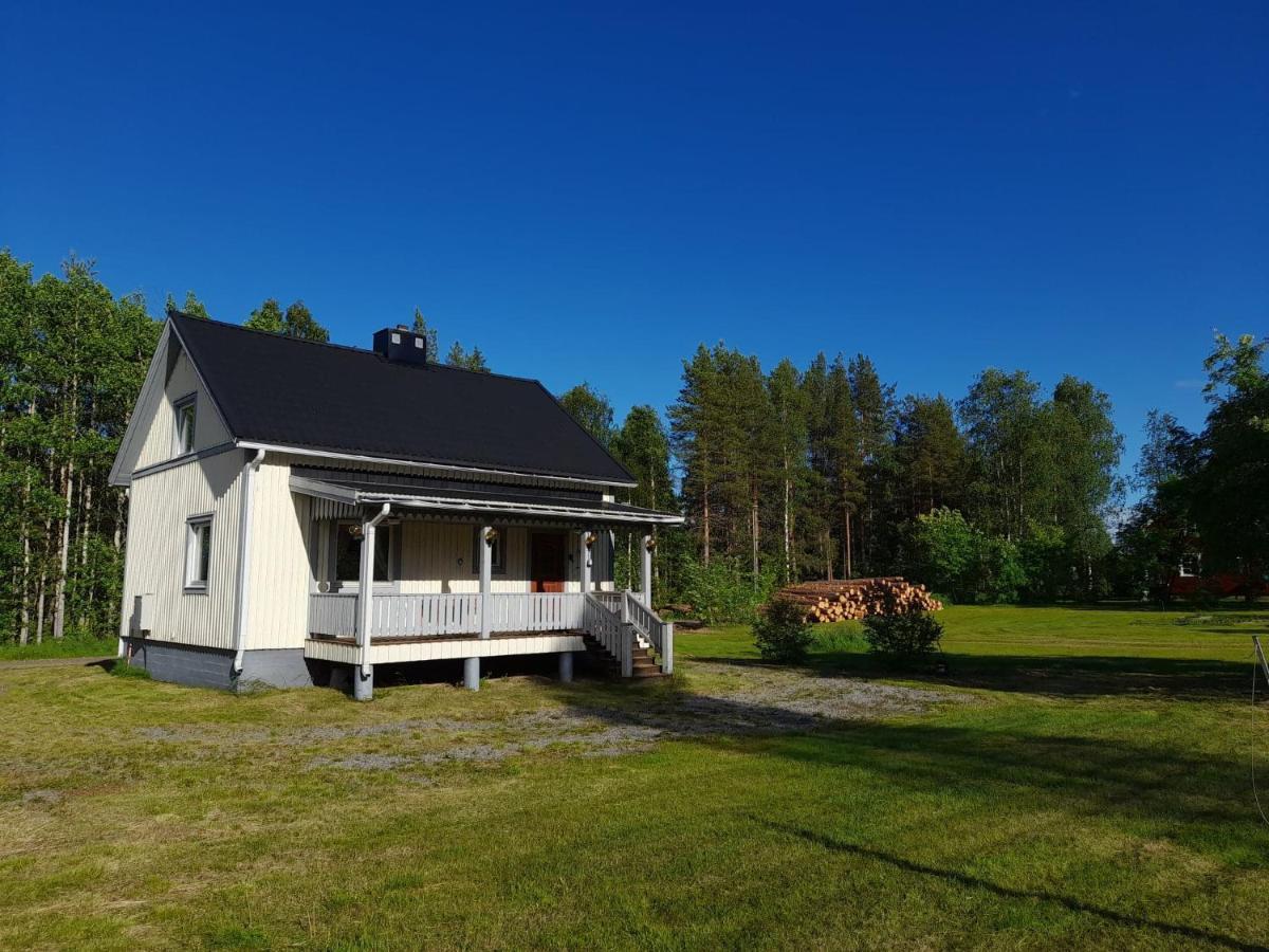House Next Door The Arctic Circle Villa Överkalix Exterior foto